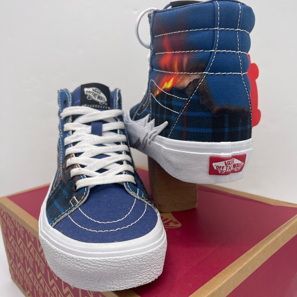 Vans Men’s Sk8-Hi Bolt
Big Reveal Classics Navy/ Sneakers
VN0A5JIVIP4 - Picture 12 of 16